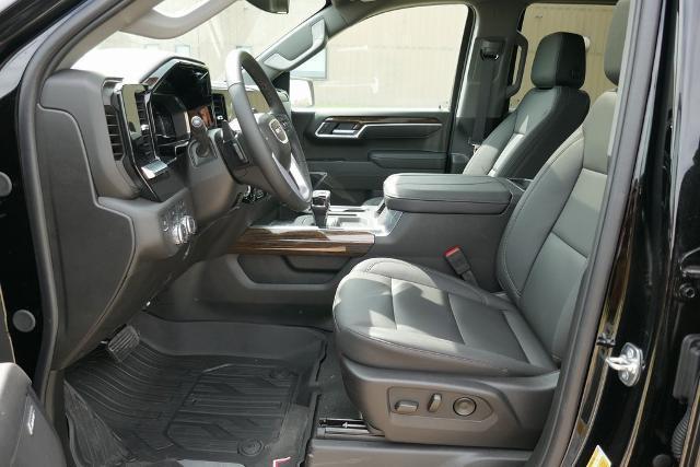 new 2025 GMC Sierra 1500 car, priced at $57,634