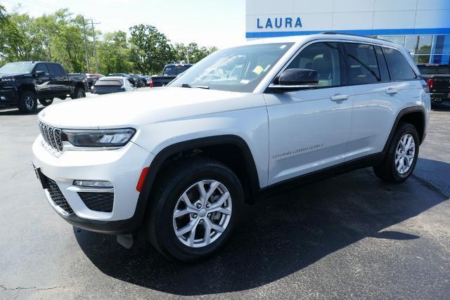 used 2022 Jeep Grand Cherokee car, priced at $30,995