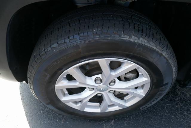 used 2022 Jeep Grand Cherokee car, priced at $30,995