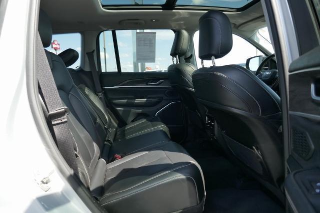 used 2022 Jeep Grand Cherokee car, priced at $30,995