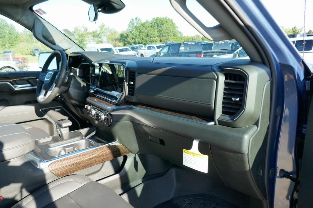 new 2026 GMC Sierra 1500 car, priced at $55,622
