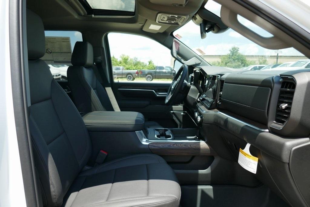 new 2025 GMC Sierra 3500 car, priced at $78,846