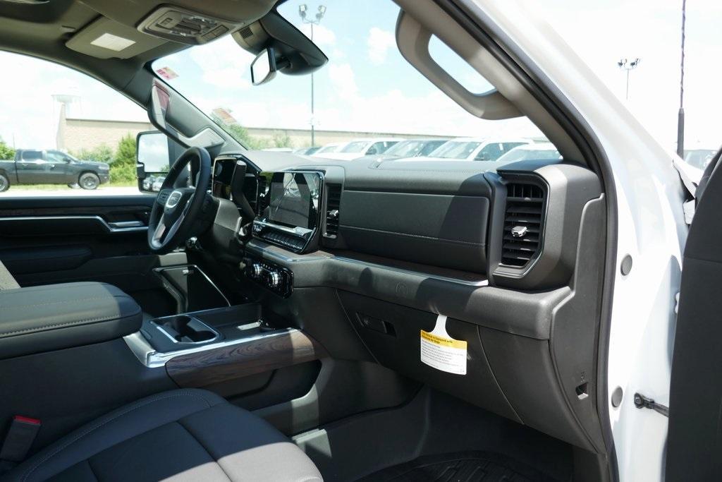 new 2025 GMC Sierra 3500 car, priced at $78,846