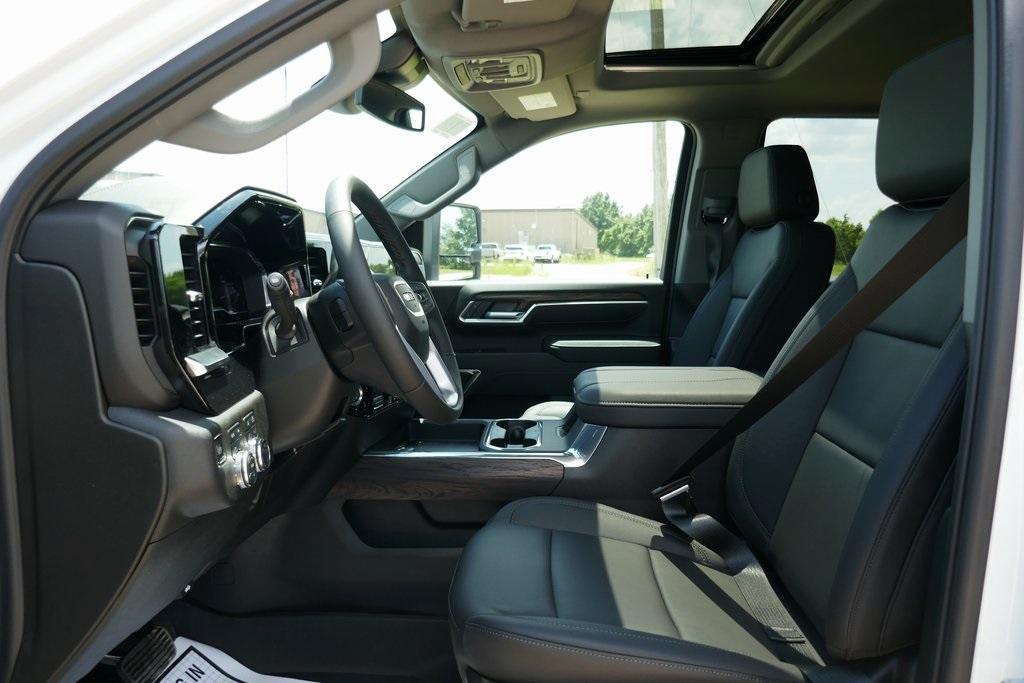 new 2025 GMC Sierra 3500 car, priced at $78,846