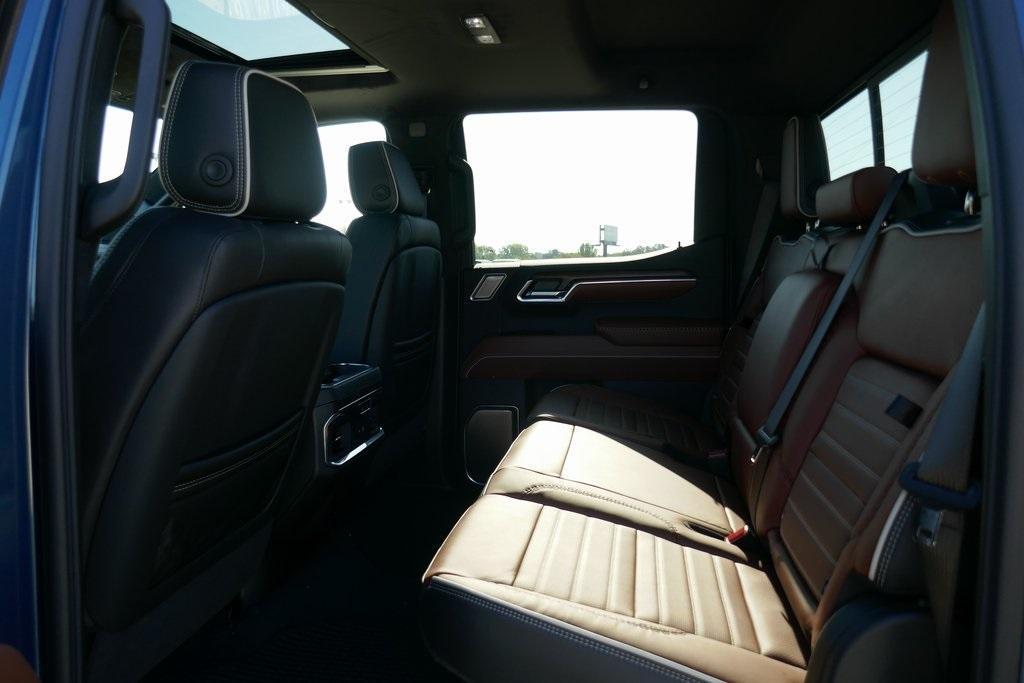new 2026 GMC Sierra 1500 car, priced at $75,279