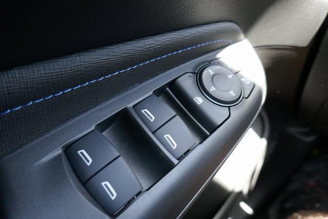 new 2025 Buick Envista car, priced at $28,072