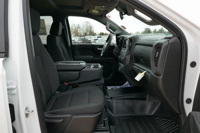 new 2025 Chevrolet Silverado 1500 car, priced at $39,667