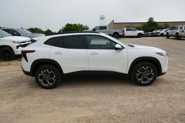 new 2025 Chevrolet Trax car, priced at $22,353