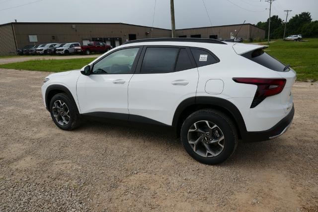 new 2025 Chevrolet Trax car, priced at $22,353