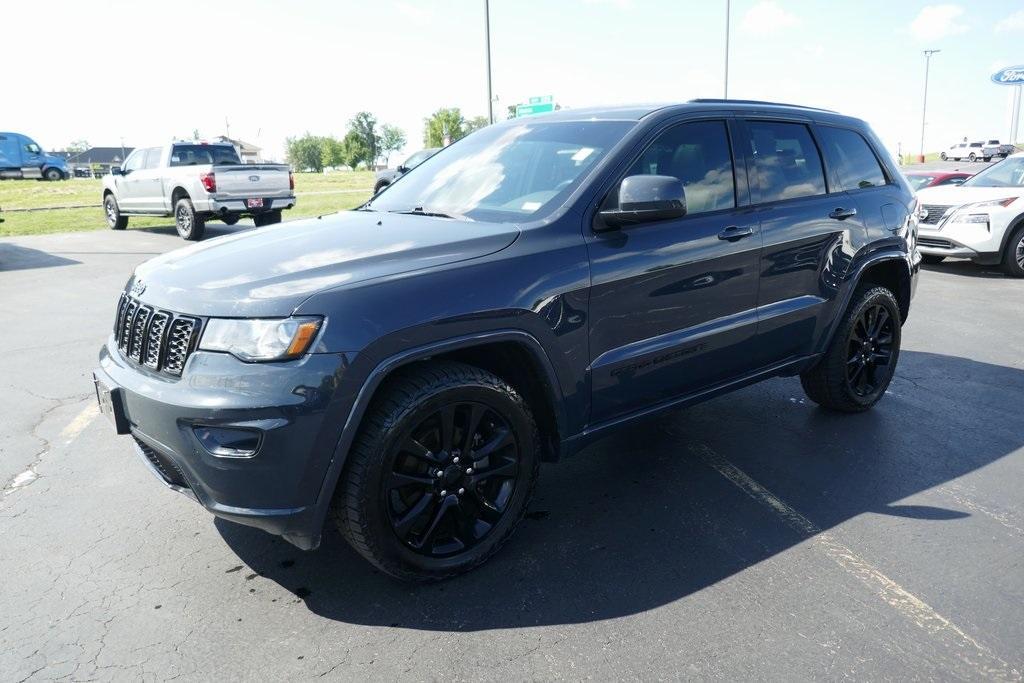 used 2018 Jeep Grand Cherokee car, priced at $19,495