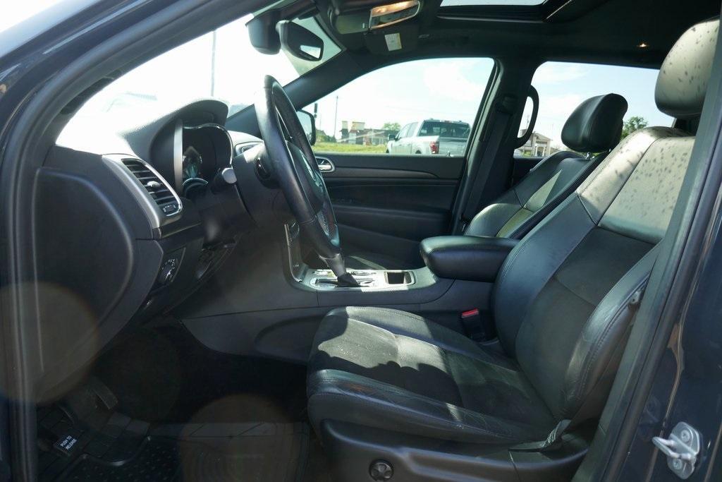used 2018 Jeep Grand Cherokee car, priced at $19,495