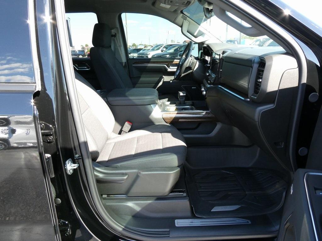 used 2025 GMC Sierra 1500 car, priced at $54,995