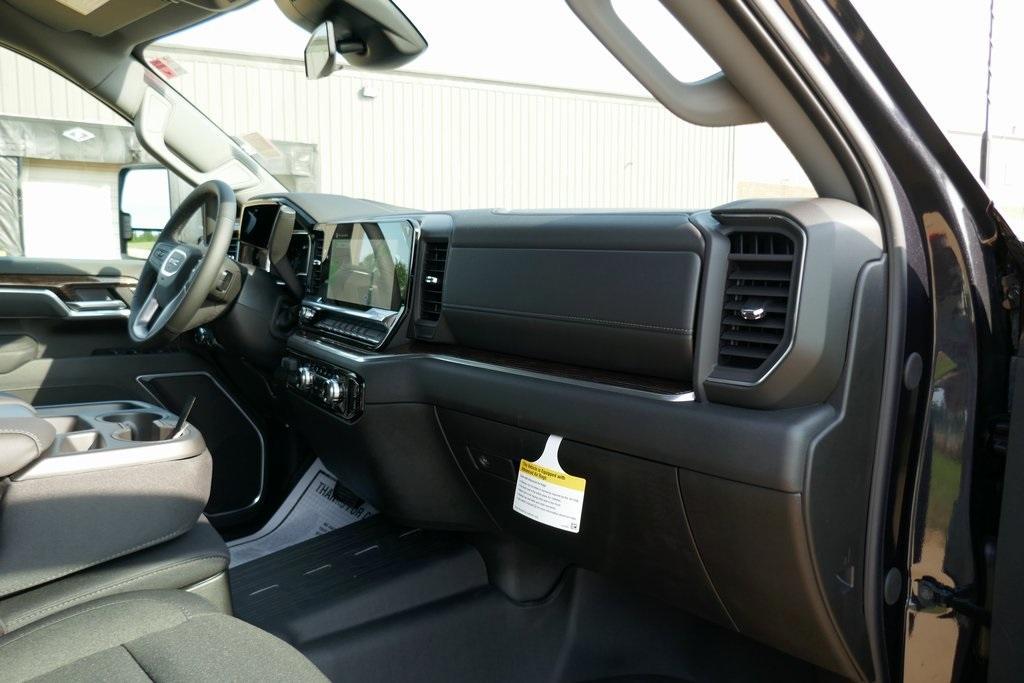 new 2025 GMC Sierra 2500 car, priced at $58,452