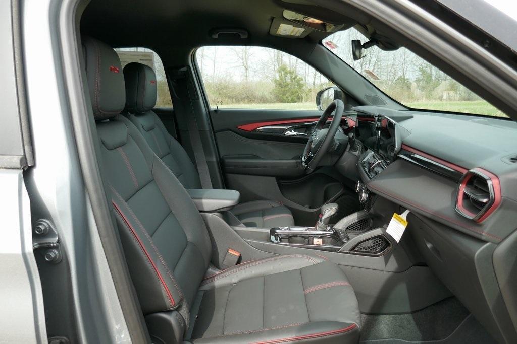 new 2025 Chevrolet TrailBlazer car, priced at $26,944