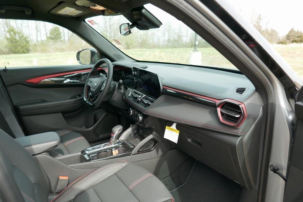 new 2025 Chevrolet TrailBlazer car, priced at $26,944