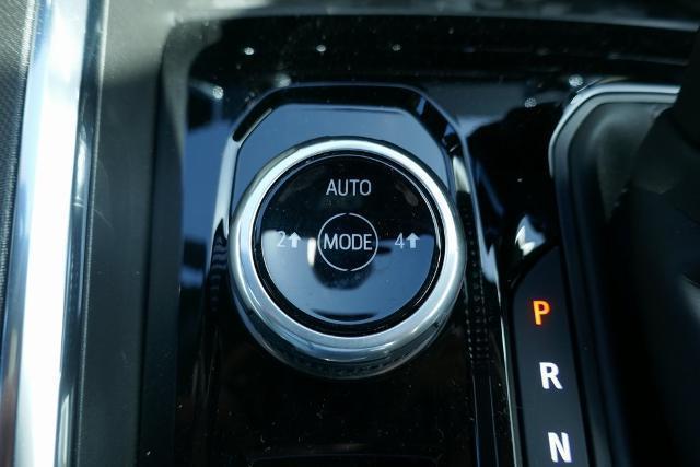 new 2025 GMC Canyon car, priced at $42,882