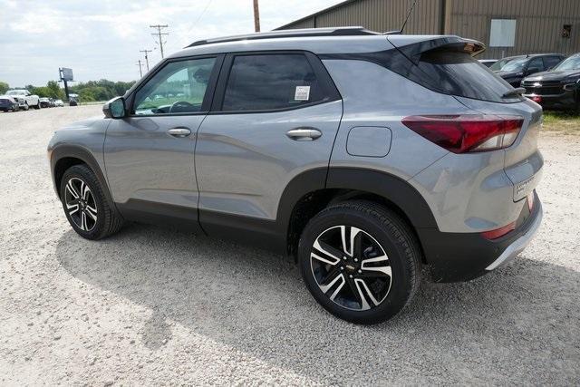 new 2025 Chevrolet TrailBlazer car, priced at $28,053