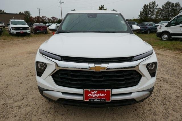 new 2025 Chevrolet TrailBlazer car, priced at $27,597