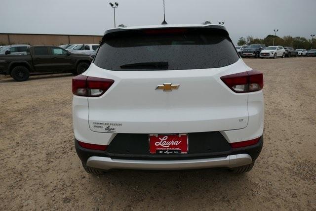 new 2025 Chevrolet TrailBlazer car, priced at $27,597