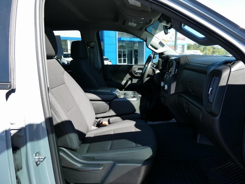 used 2024 GMC Sierra 1500 car, priced at $37,995
