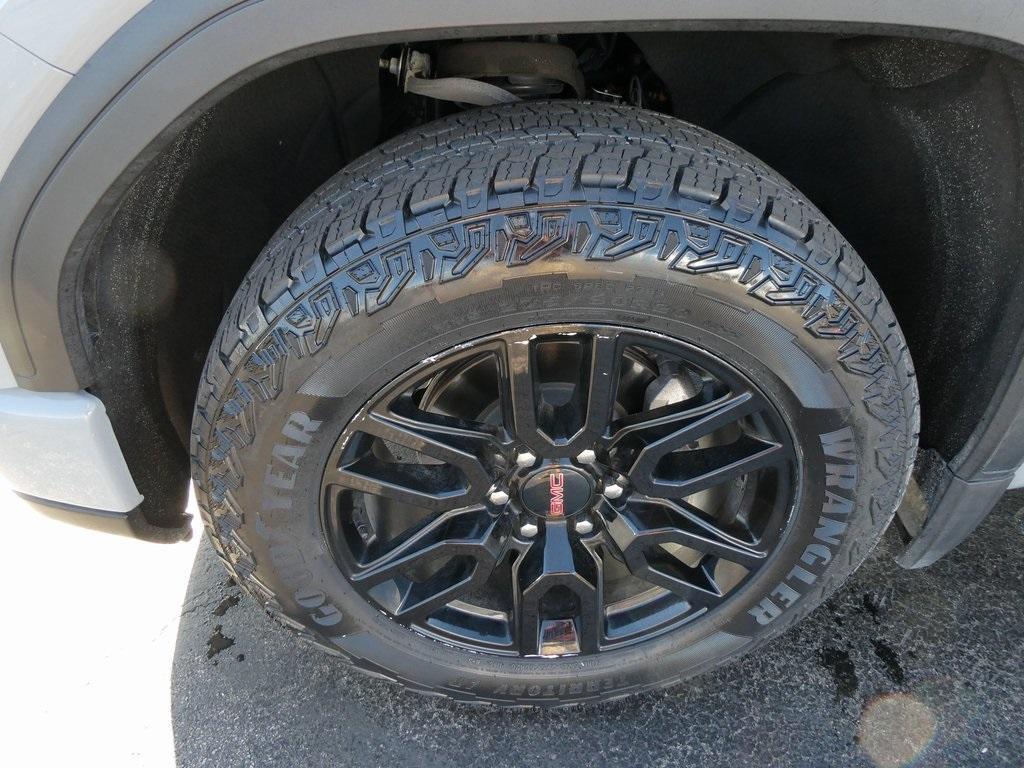 used 2024 GMC Sierra 1500 car, priced at $37,995
