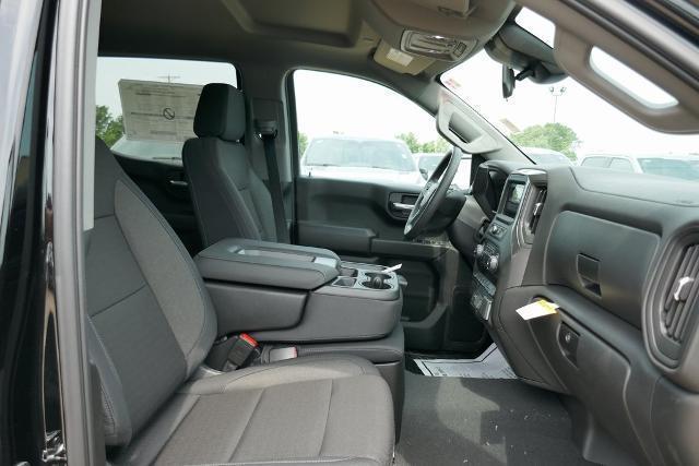 new 2025 Chevrolet Silverado 1500 car, priced at $40,945