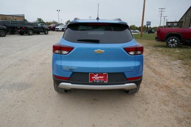 new 2025 Chevrolet TrailBlazer car, priced at $27,004