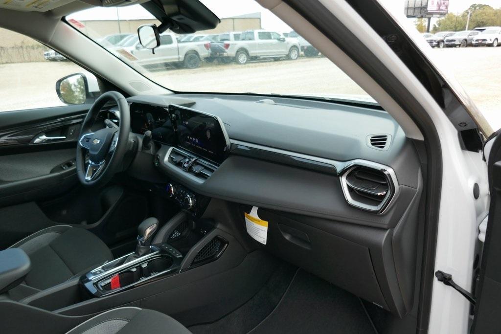 new 2026 Chevrolet TrailBlazer car, priced at $26,598