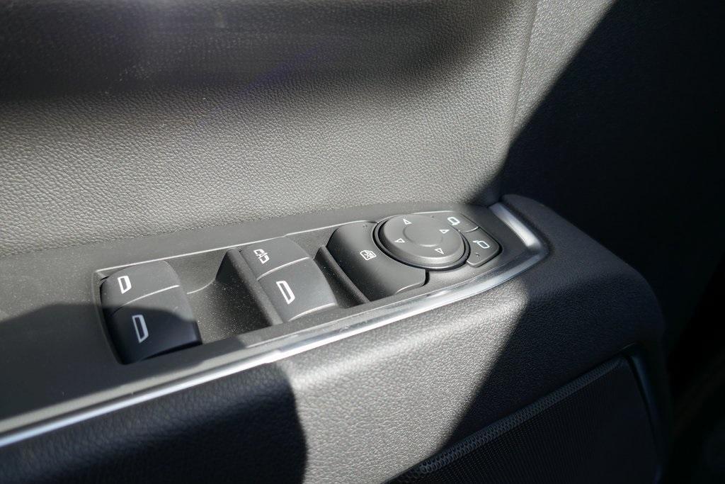 new 2025 GMC Sierra 2500 car, priced at $58,452