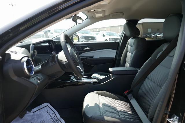 new 2025 Chevrolet Trax car, priced at $22,353