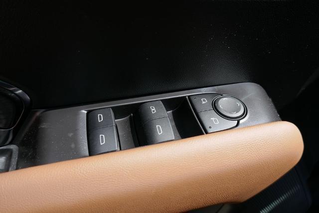 new 2025 GMC Canyon car, priced at $45,811