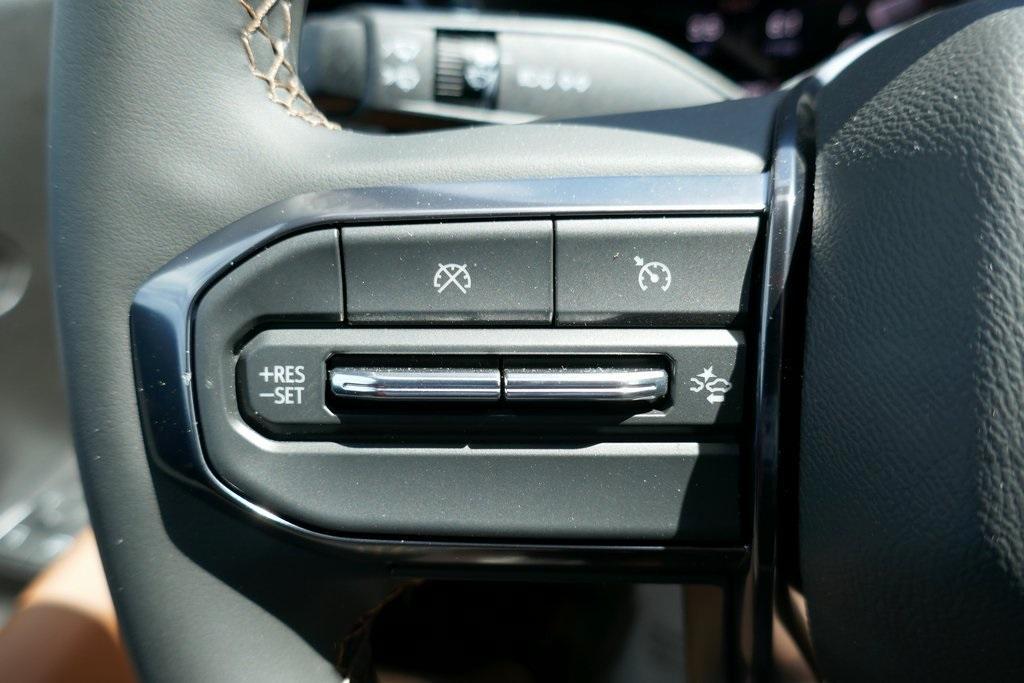 new 2025 GMC Canyon car, priced at $44,811