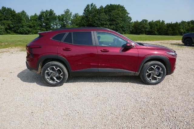 new 2025 Chevrolet Trax car, priced at $22,353