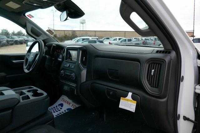 new 2025 Chevrolet Silverado 1500 car, priced at $41,959