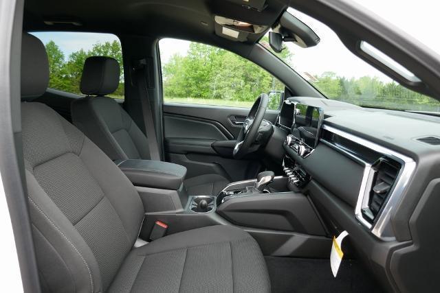 new 2025 GMC Canyon car, priced at $38,357