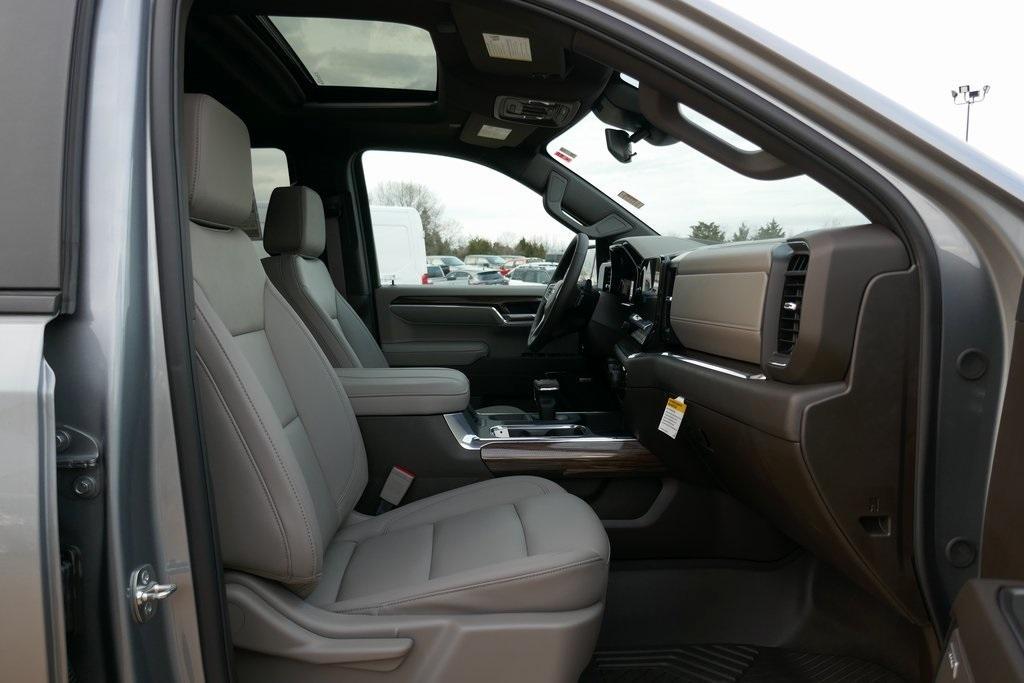 new 2025 Chevrolet Silverado 1500 car, priced at $59,785