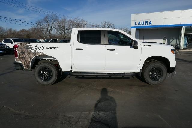 new 2024 Chevrolet Silverado 1500 car, priced at $45,638