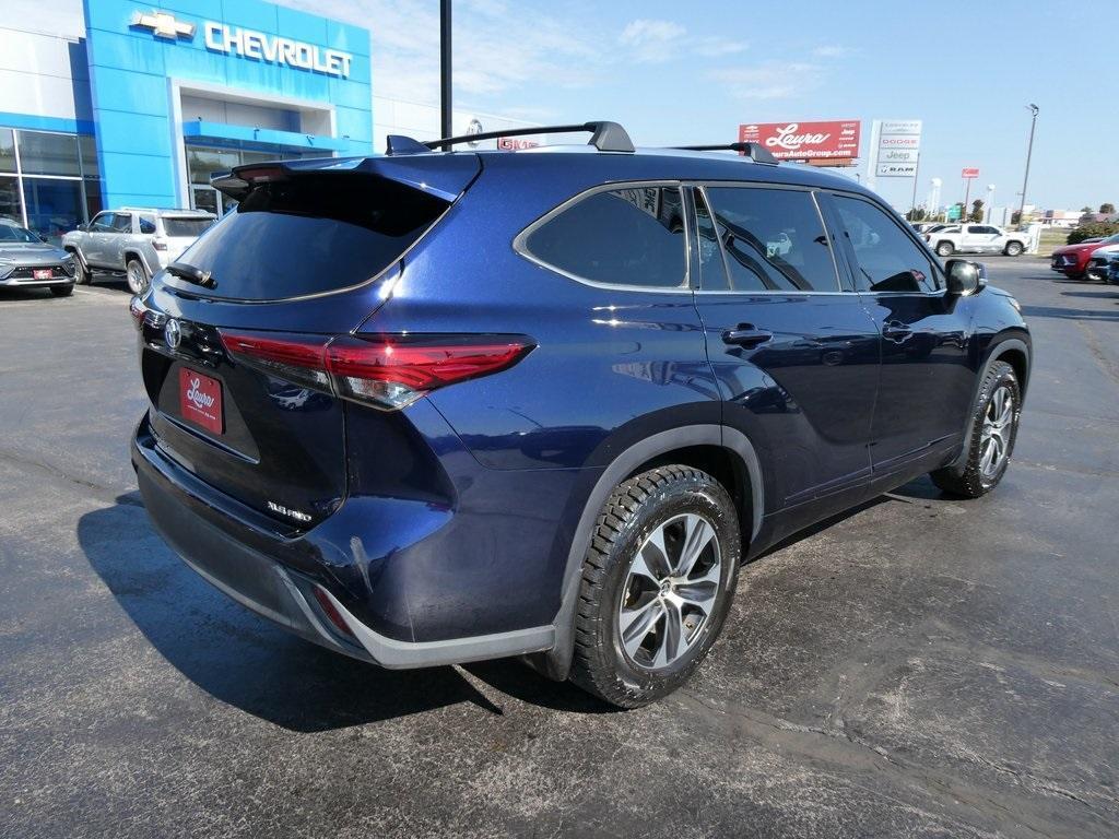 used 2021 Toyota Highlander car, priced at $31,995