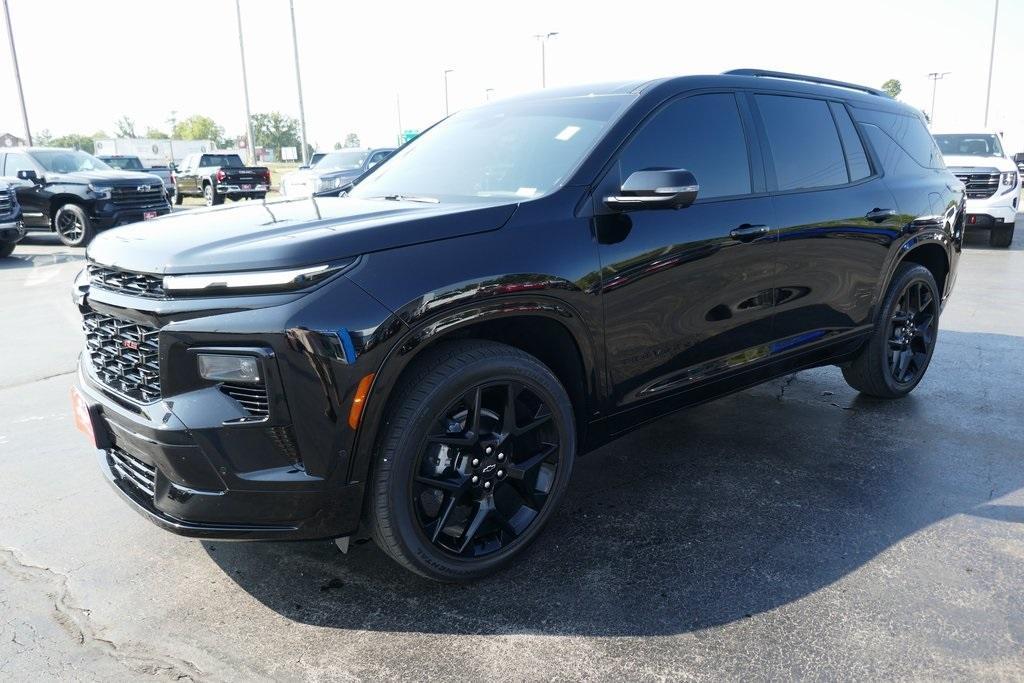 used 2025 Chevrolet Traverse car, priced at $50,995