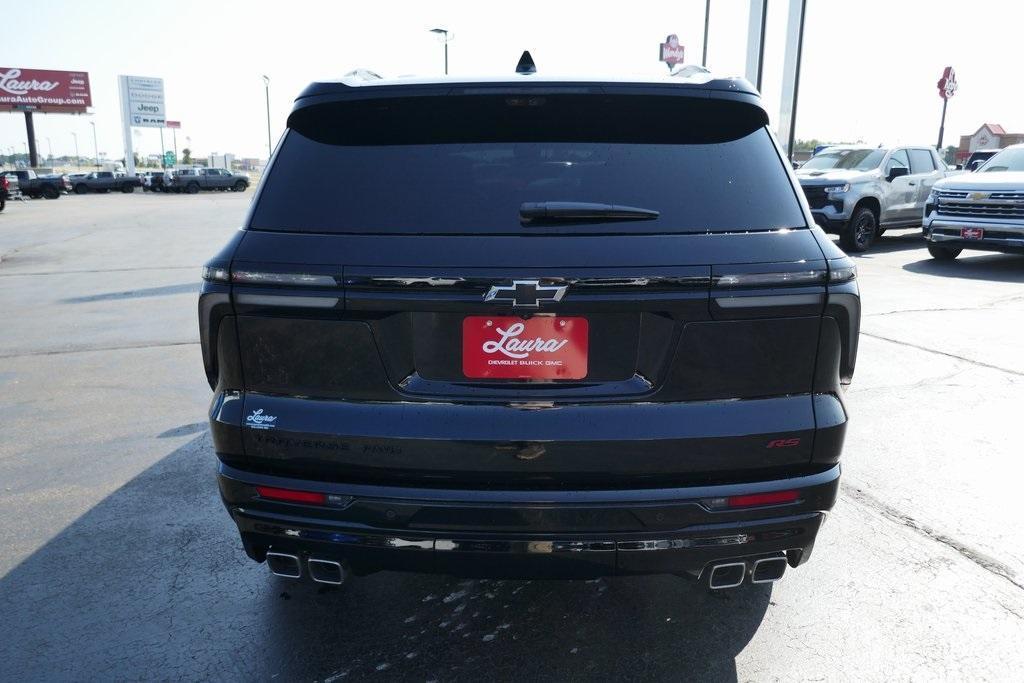 used 2025 Chevrolet Traverse car, priced at $50,995