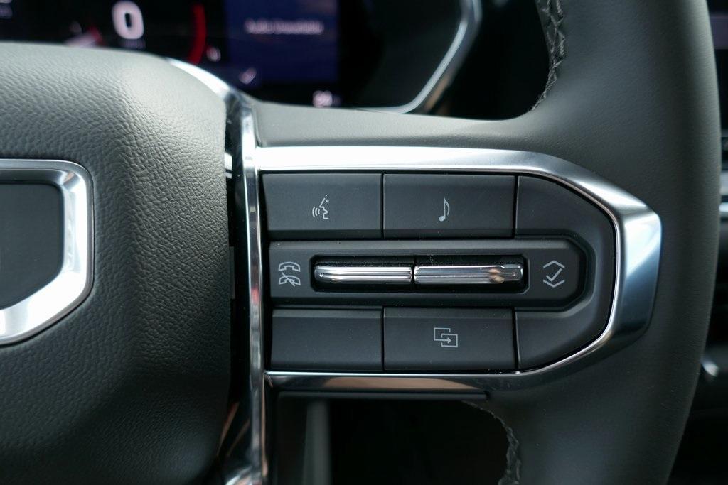 new 2025 GMC Canyon car, priced at $42,782