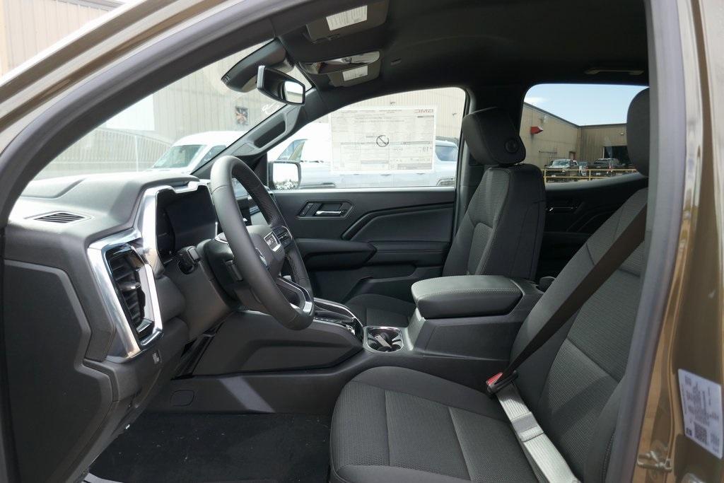 new 2025 GMC Canyon car, priced at $42,782