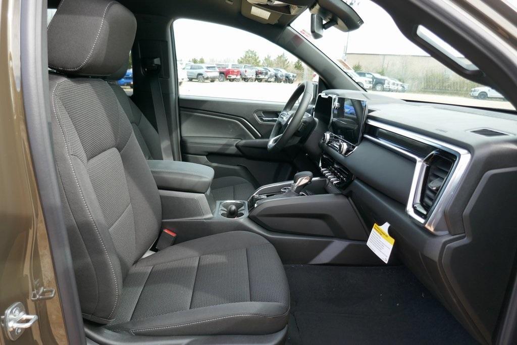 new 2025 GMC Canyon car, priced at $42,782