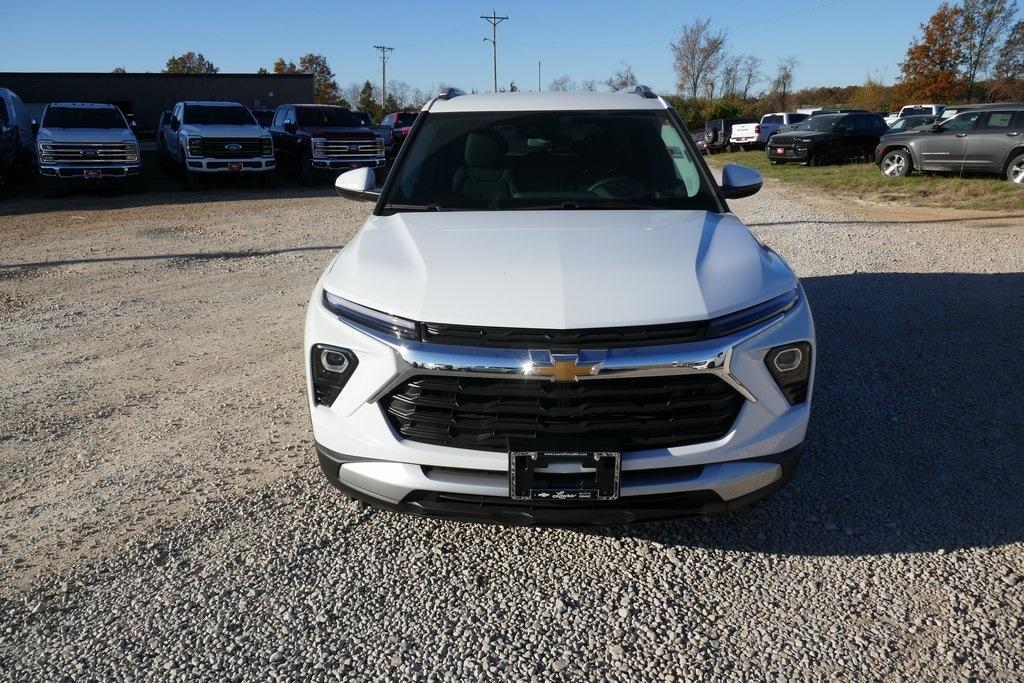 new 2026 Chevrolet TrailBlazer car, priced at $25,061