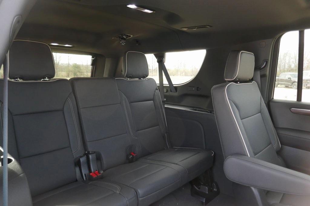 new 2025 Chevrolet Suburban car, priced at $87,284