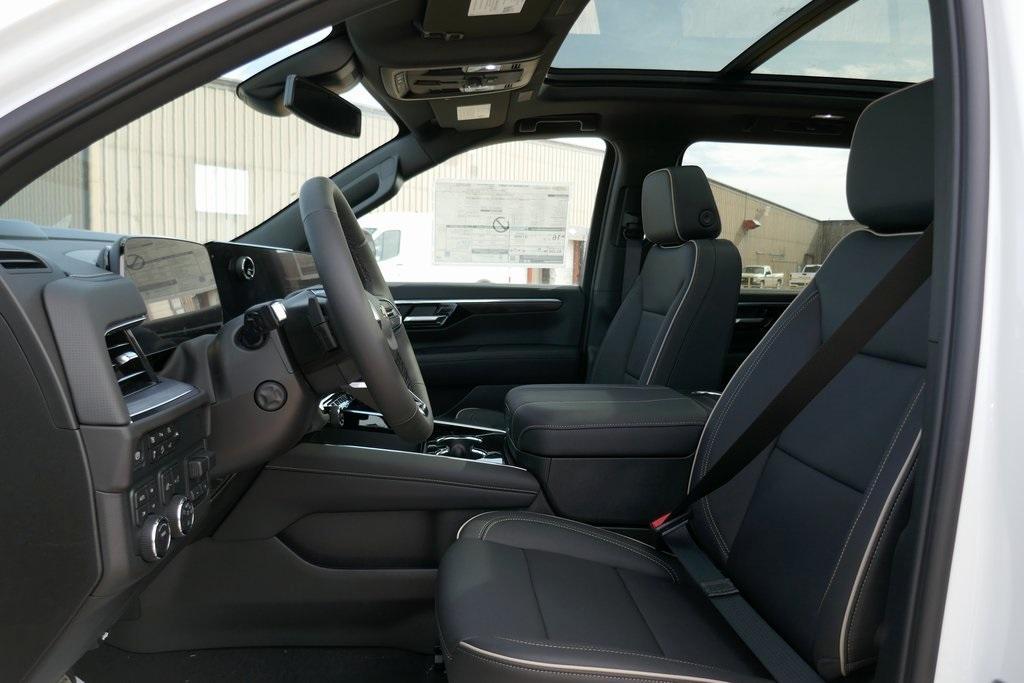 new 2025 Chevrolet Suburban car, priced at $87,284