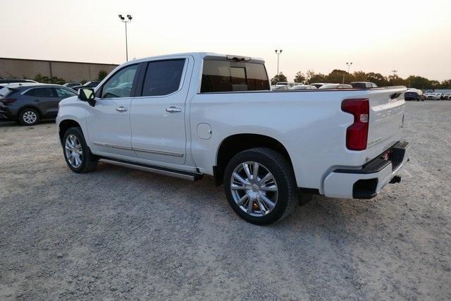 new 2025 Chevrolet Silverado 1500 car, priced at $69,090