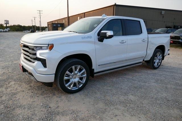 new 2025 Chevrolet Silverado 1500 car, priced at $69,090