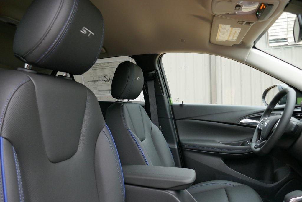 new 2026 Buick Encore GX car, priced at $25,507