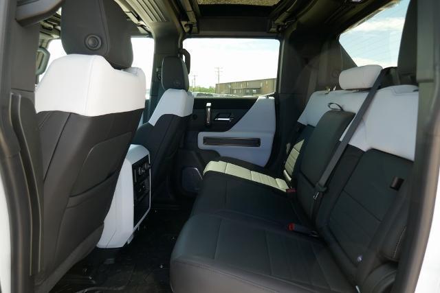 new 2025 GMC HUMMER EV Pickup car, priced at $91,195